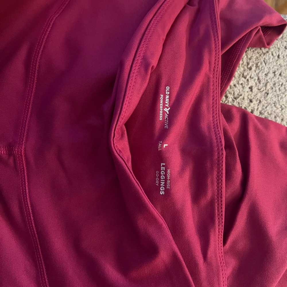 Old Navy Active Magenta Leggings